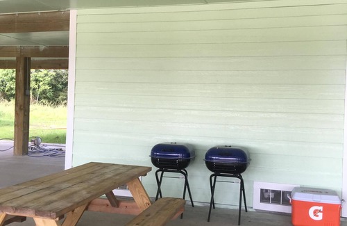 Hackberry House | SPECIAL SUMMER/FALL RATES! Luxury Camps Waterviews!