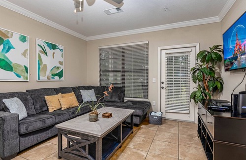 Wellington Condo | *SpecialOffer* Paradise Getaway Condo near Disney 909BP