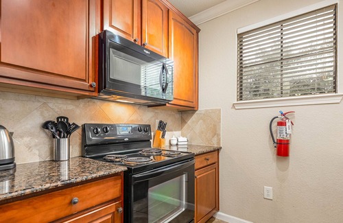 Wellington Condo | *SpecialOffer* Paradise Getaway Condo near Disney 909BP