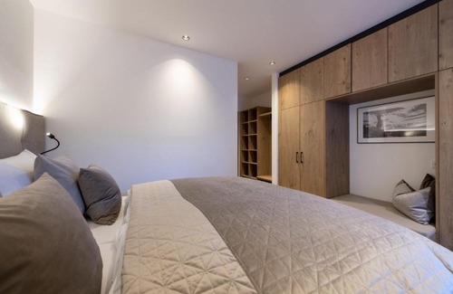 Sankt Anton am Arlberg Hotel | Spectacular magnificent chalet - Cortino