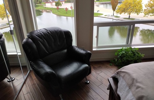 North End Condo | Spectacular, 2 bedroom resort Condo, on the waterway and beach front in Kelowna.