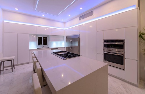 Centro House | Spectacular 9 BR Ocean View, private Pool, large group, luxury villa, Pedregal