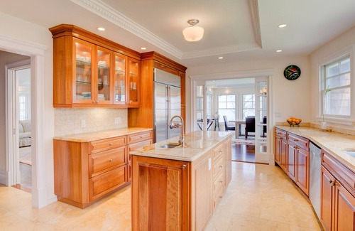 Cutchogue House | Spectacular Bay Front Sprawling Nassau Point Home