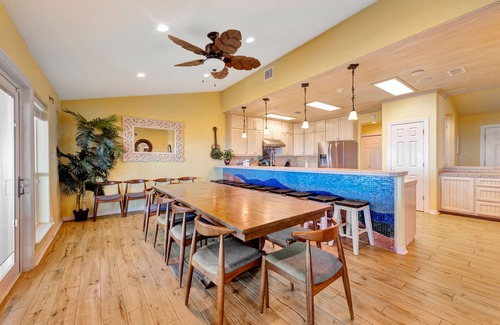 Port Aransas House | Spectacular Beach front home! Amazing endless views! Private Pool & Boardwalk