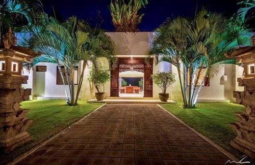 Kerambitan Villa | Spectacular Beachfront 5BR Villa, Tabanan - Perfect Getaway Spot!
