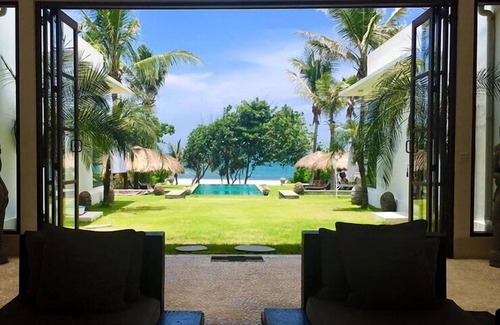 Kerambitan Villa | Spectacular Beachfront 5BR Villa, Tabanan - Perfect Getaway Spot!