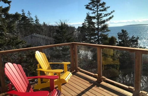 Summerville Centre Apartment | Spectacular Oceanfront 2 Bdrm Unit in Summerville