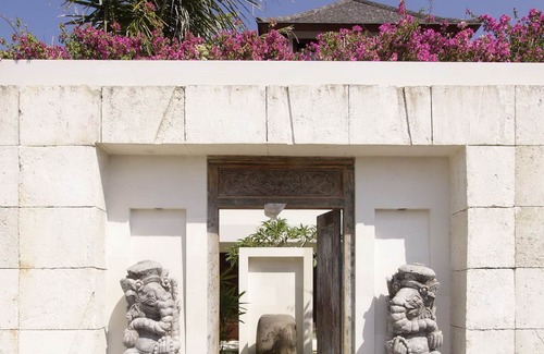 Ungasan Villa | Spectacular Clifftop Luxury 7BR Villa, With Beach Access - W/Swimming Pool!