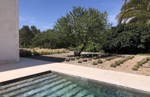 Sant Rafael de Sa Creu House | Spectacular designer villa in rural Ibiza setting