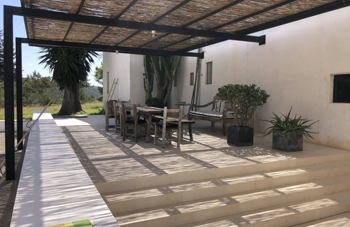 Sant Rafael de Sa Creu House | Spectacular designer villa in rural Ibiza setting