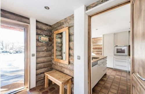 Les Tines Ski Chalet | Spectacular chalet in chamonix - 5 en-suites and sauna
