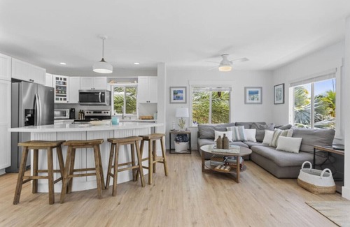 Indian Waterways Apartment | Spectacular Keys home-corner canal, hot tub, tiki