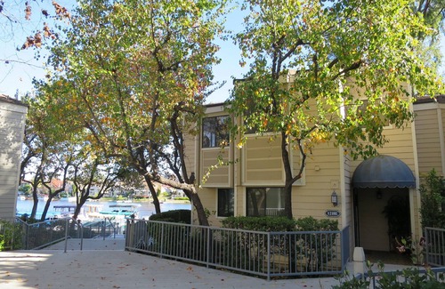 Westlake Village House | Spectacular Lakefront, furnished, 2 Bedroom in Westlake Village, near Malibu