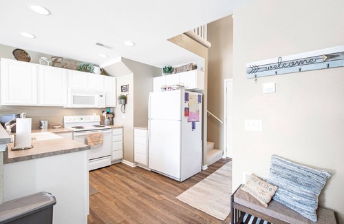 Kaiser Condo | Spectacular Lake and Wildlife Views!