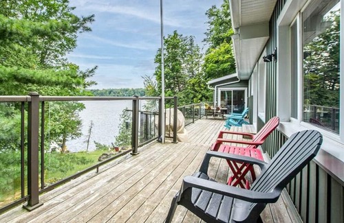 Arden Cottage | Spectacular Lake Front Property in Big Clear Lake