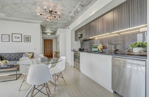Fort York Condo | Spectacular Lake view! spacious 3 bedroom condo, A+ amenities