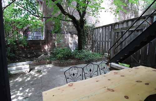 Central Park North Apartment | Spectacular Loft-Like Space W/Garden on NYC Upper Westside, 1 stop from 59th St