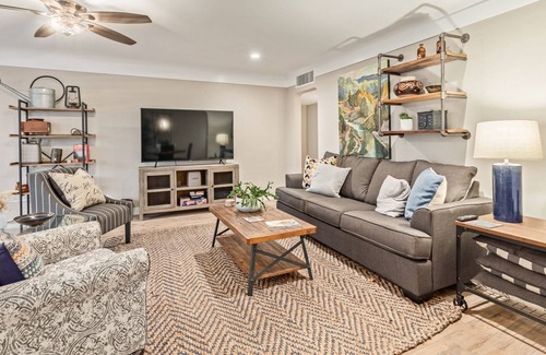 Mesa House | Spectacular Modern Oasis! Massive Heated Pool!