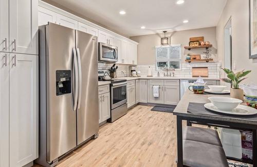 Mesa House | Spectacular Modern Oasis! Massive Heated Pool!