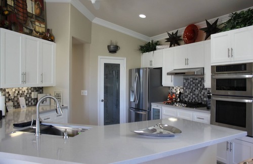 Palm Springs House | Spectacular Mountain View’s with PRIVATE Pool/Spa! Luxuriously decorated villa!