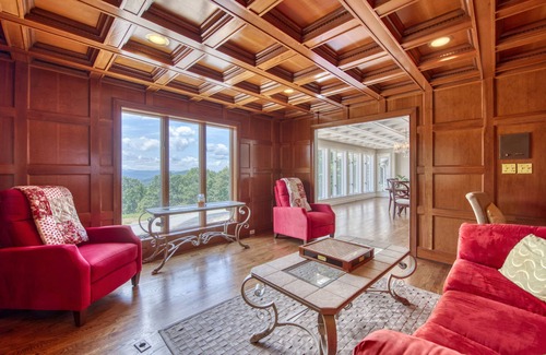 Fletcher House | Spectacular mountain retreat with a private pool, hot tub & amazing views