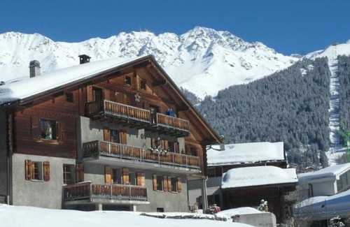 Verbier Apartment | Spectacular Mountain Views in Charming Verbier Village