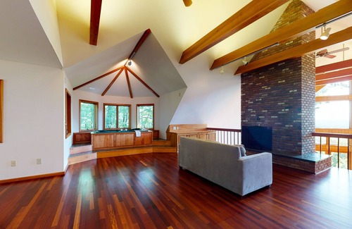 West Hartford House | Spectacular mountain view home with a wraparound deck, washer/dryer, wet bar