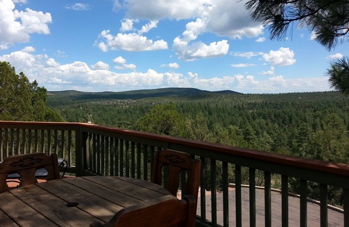 Pine Cabin | Spectacular Mountains & Sky Views, 5 min to: Town, ATV Trials & Natl Forest FUN