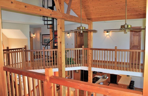 Mullett Lake House | Spectacular Mullett Lakefront Vacation Home