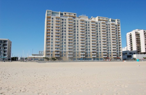 Northeast Virginia Beach Condo | Spectacular, Newly Renovated Oceanfront Condo In Prime Beach Location