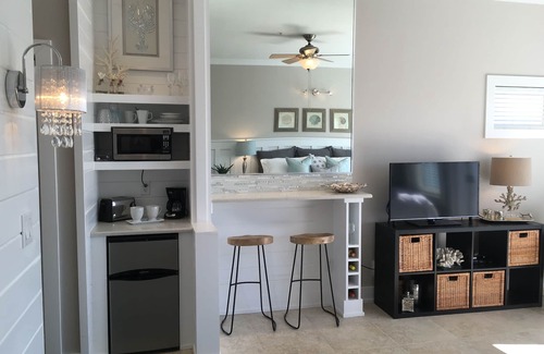 Gulf Place Apartment | Spectacular Ocean View! Great Location On 30A King Bed ,Newly Remodeled!