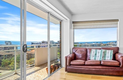 Wollongong CBD Apartment | Spectacular Ocean View Apartment North Wollongong