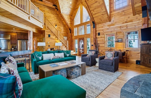 Central Vermont- Killington House | Spectacular opportunity to enjoy the finest property in Killington Summit