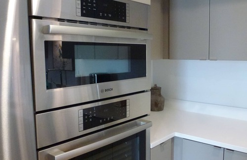 Roosevelt Condo | Spectacular Portland on The Park Unit with 2 Master Bedroom Suites