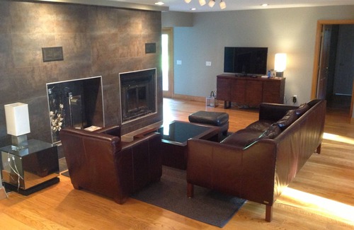 Copake Falls House | Spectacular Private Hilltop Contemporary Estate (Pool/Catamount/Bash Bish Fall)