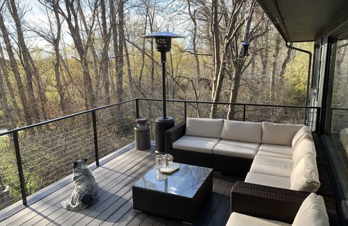 Bozeman House | Spectacular Retreat Minutes from Downtown Bozeman - 4 Bedrooms on Tranquil Creek