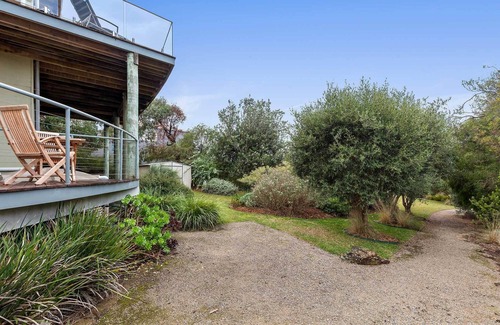 Surf Coast Apartment | Spectacular Roadknight