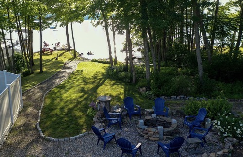 Naples House | Spectacular Sunsets and Sandy Beach on Long Lake!