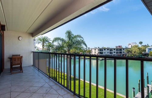 Capri Isle Condo | Spectacular View 2/2 condo in a quiet neighborhood and close to beach