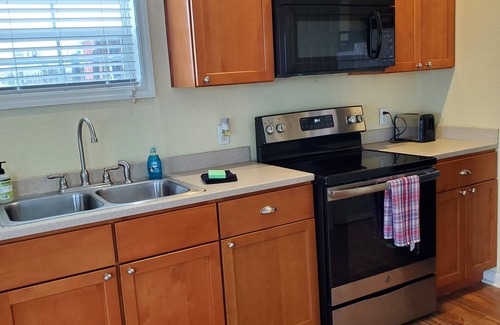 Apalachicola Boat Rental | Spectacular Views from your 2 story porch nNew Water Filtration Installed