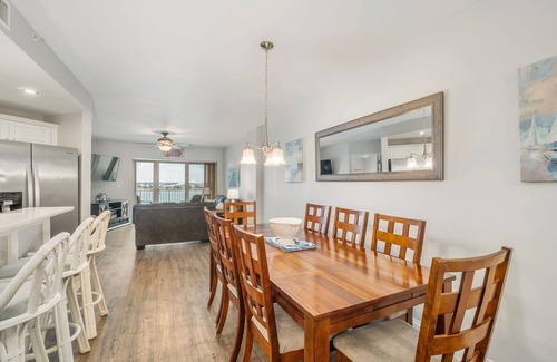 Morehead City Condo | Spectacular Views, Jacuzzi, Gym, and walk to the Beach!