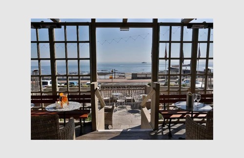 Roker Apartment | Spectacular views of the beach, sea, pier and lighthouse