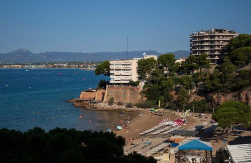 Salou City Centre Apartment | Spectacular views of the Salou beachfront
