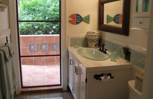 Bordeaux Mountain Apartment | Spectacular Views, Privacy, Reasonable Rates