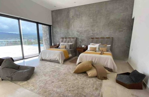 Manzanillo Villa | Spectacular Villa facing the Pacific Ocean