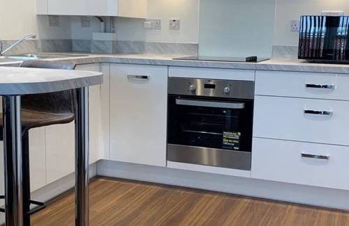 West Thurrock Apartment | Spectacularly furnished two bed flat with balcony