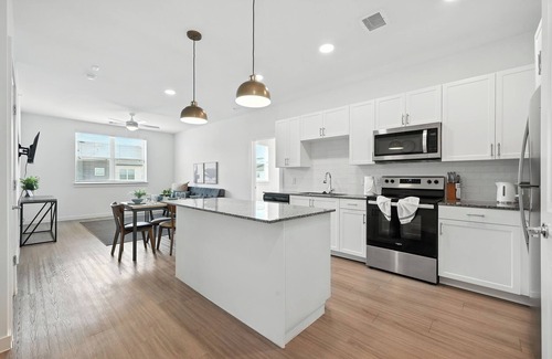 Austin Apartment | Spectra Parks 4301 I Comfy 2 Bed 2 Bath