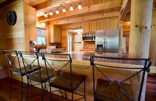 Spencer Cabin | Spencer Mountain Cozy Cabin