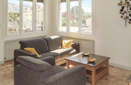 Taillades House | Spend a wonderful vacation in this beautiful vacation home with private pool!