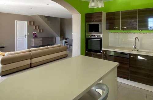 Aramon House | Spend a wonderful vacation in this beautiful vacation home with private pool!